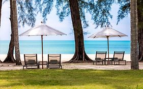 Outrigger Khao Lak Beach Resort